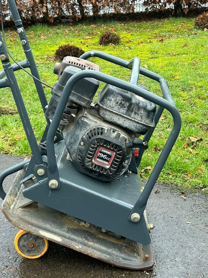 Minibagger Vermietung / Mietmaschinen / Dumper / Rüttelplatte in Engelskirchen