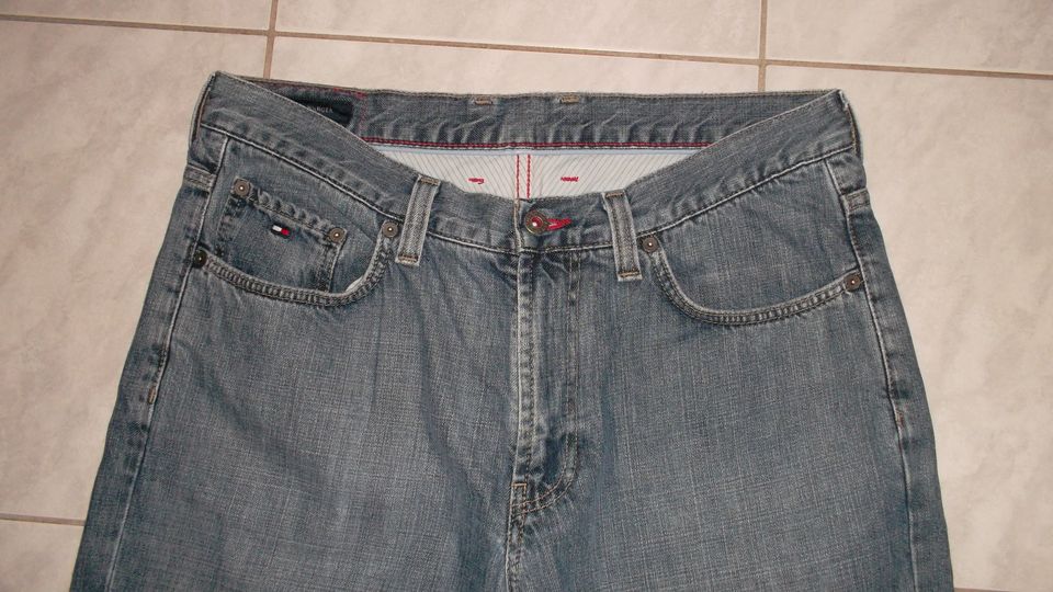 Tommy Hilfiger Herren Jeans,Gr.34/32 ,Neuwertig in Celle