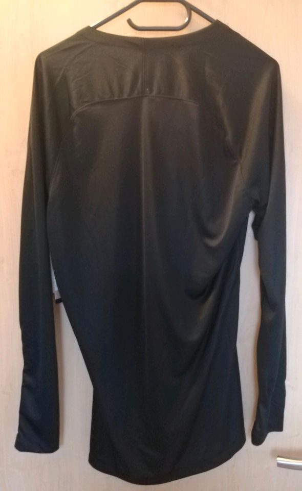 "NIKE" Sportswear/*neu*/Funktionsshirt - Herren (Gr. L) slim fit in Jork