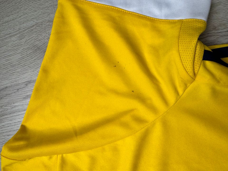 Fenerbahce Trikot gelb Größe L original Fußball in Giengen an der Brenz