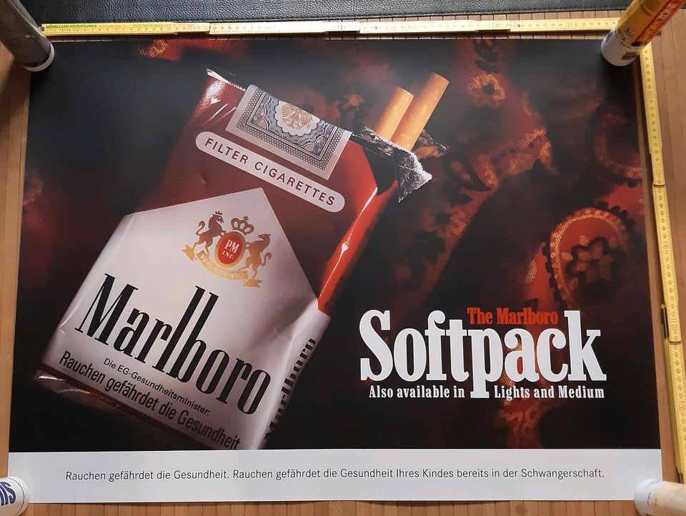 Werbeschild Marlboro in Moers