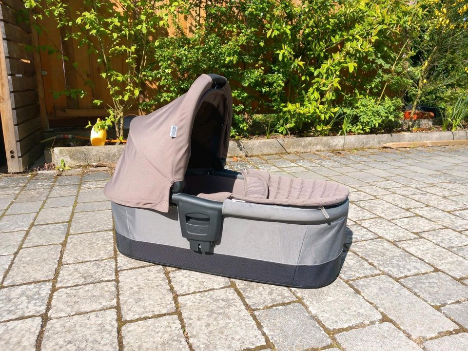 Römer Britax Babywanne Babyschale Aufsatz für Smile Kinderwagen in Gießen