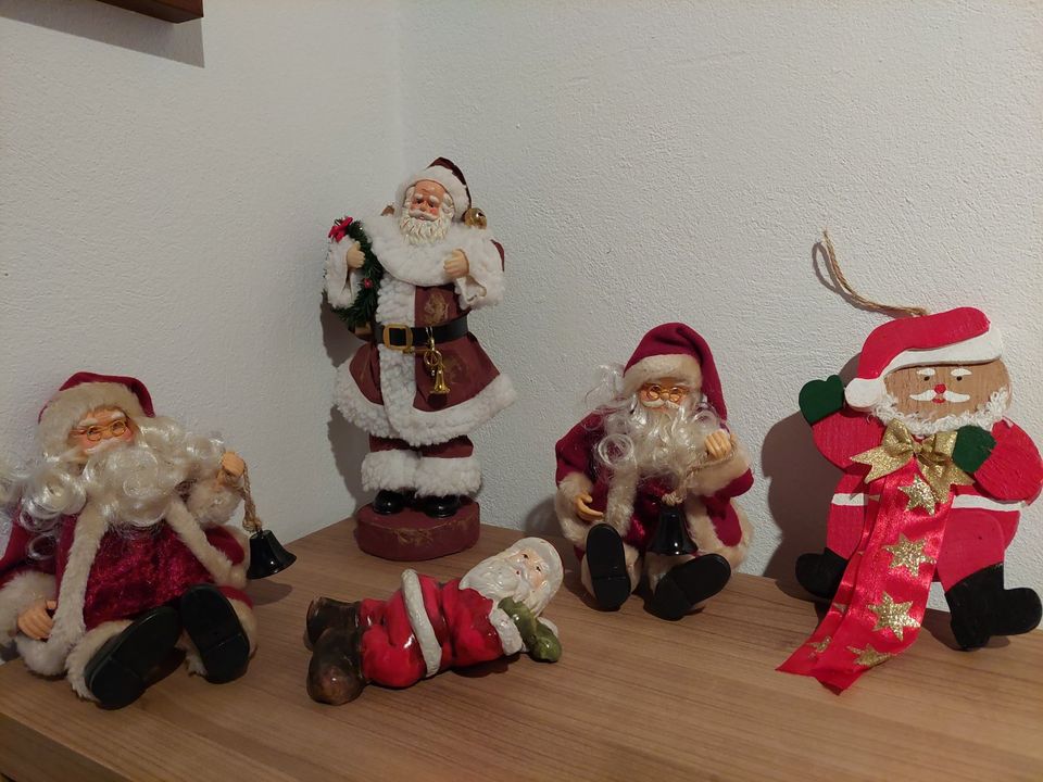 1v2 SET Nikolaus Wichtel Weihnachten Weihnachtsmann TOP in Burgkirchen
