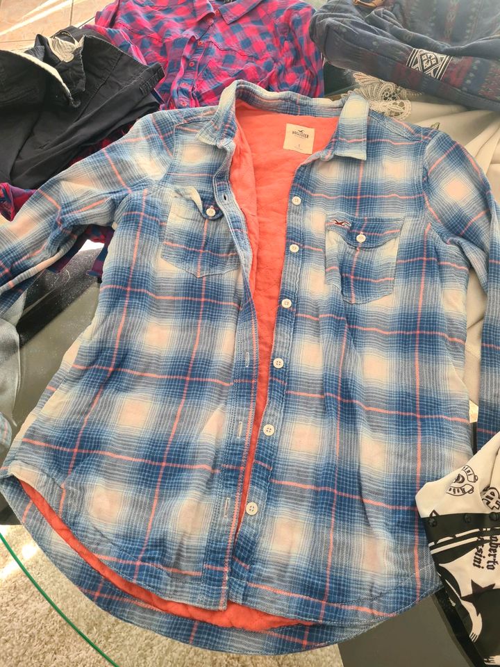 Marken Paket in S Hollister hemd Hilfiger superdry 34 36 in Leipzig