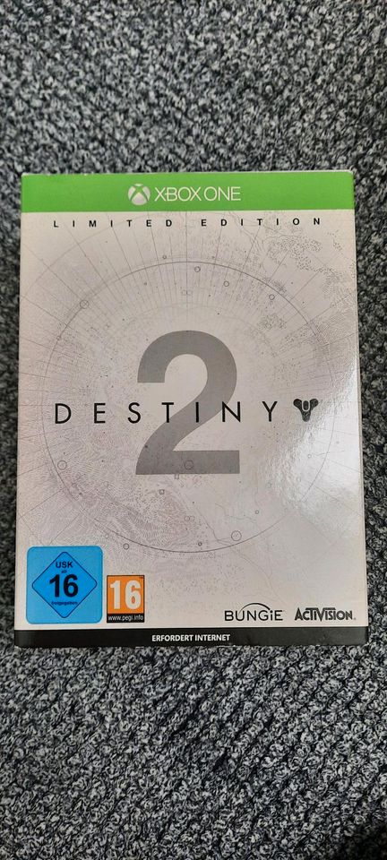 Destiny 2 Limited Edition XBox One in Stuttgart