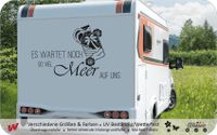 Es wartet.. | Wohnmobil, Wohnwagen Camping Aufkleber | Wandtattoo Nordrhein-Westfalen - Viersen Vorschau