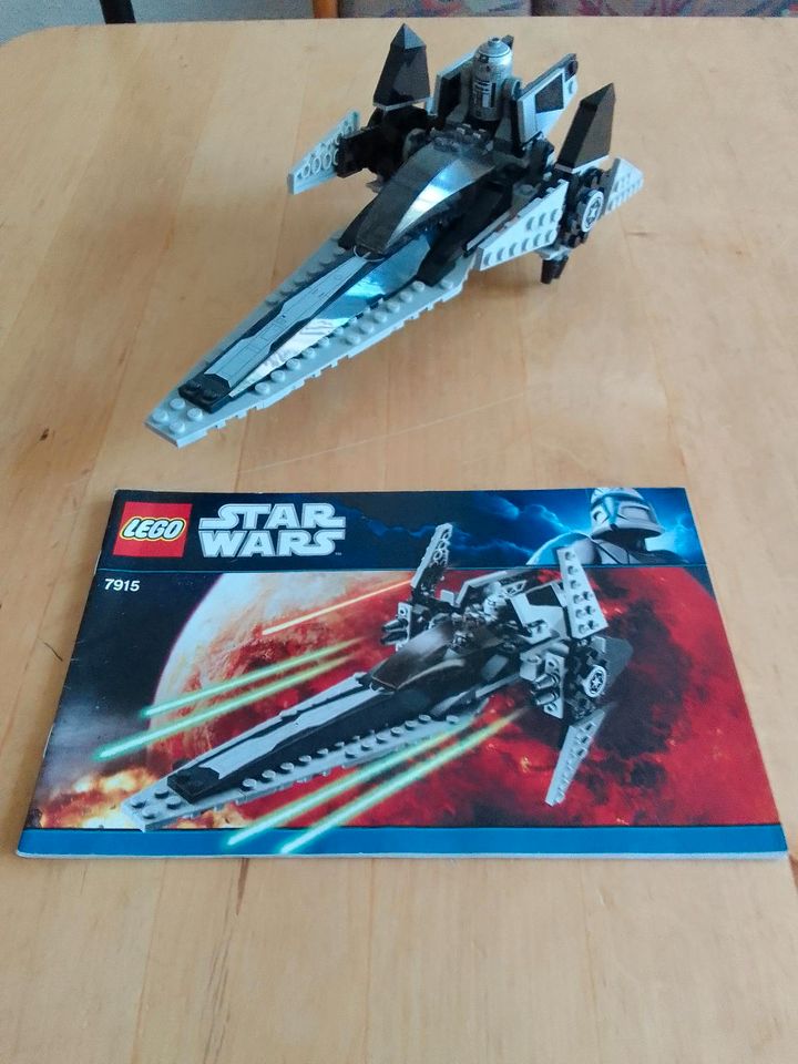 LEGO StarWars 7915 Imperial V-Wing Starfighter VOLLSTÄNDIG in Berlin