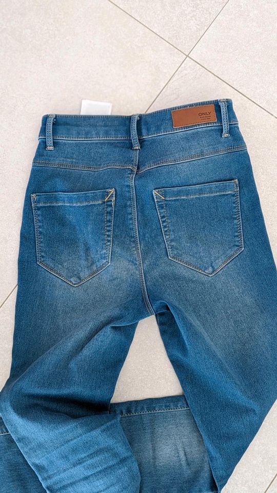 Only Jeans XS/30 - sehr schmal in Übach-Palenberg