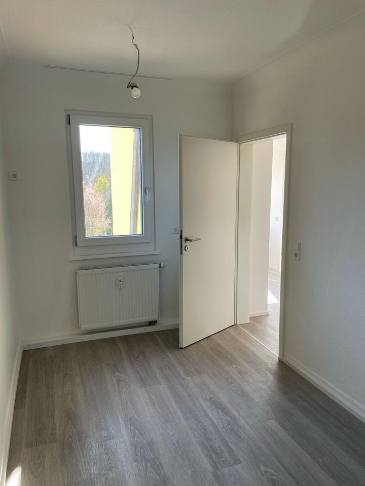 Hübsche kleine, helle, frisch renovierte 3-Zimmer-Wohnung in Aichtal