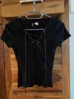 H&M Schnüre Ausschnitt Divided crop top T-Shirt Niedersachsen - Goslar Vorschau