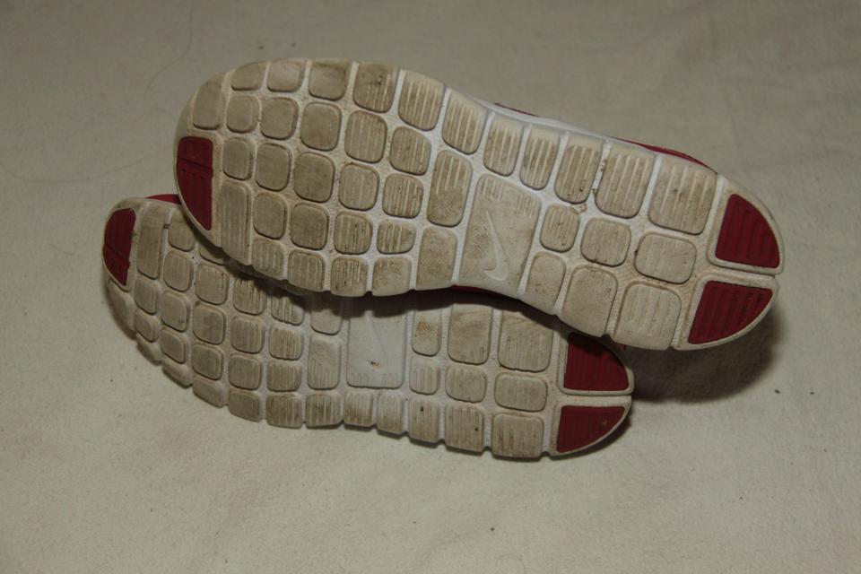Nike Schuhe Turnschuh 33 gelb rosa Sneaker Laufschuh Sportschuh in Hohenpeißenberg
