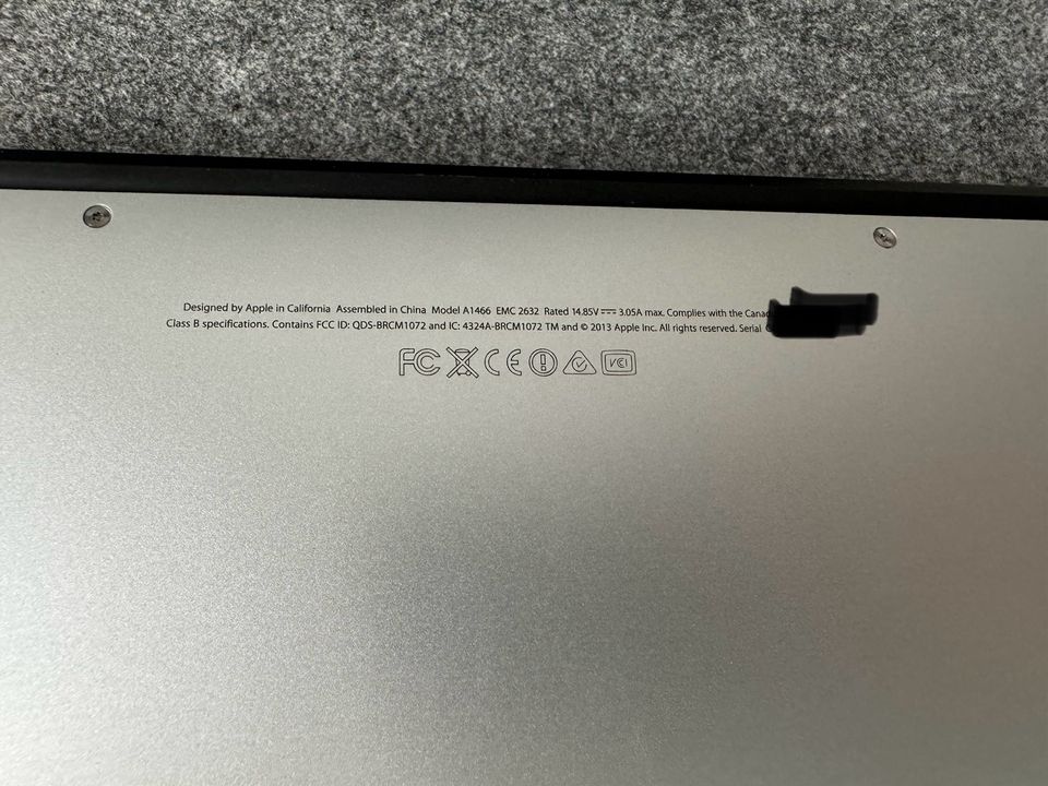 Apple Mac Book Air 2013 4GB RAM 128GB 13“ Zoll in Dreieich