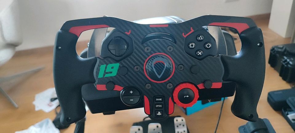 Logitech G29 mit F1 Wheel, Shifter und Playseat in München