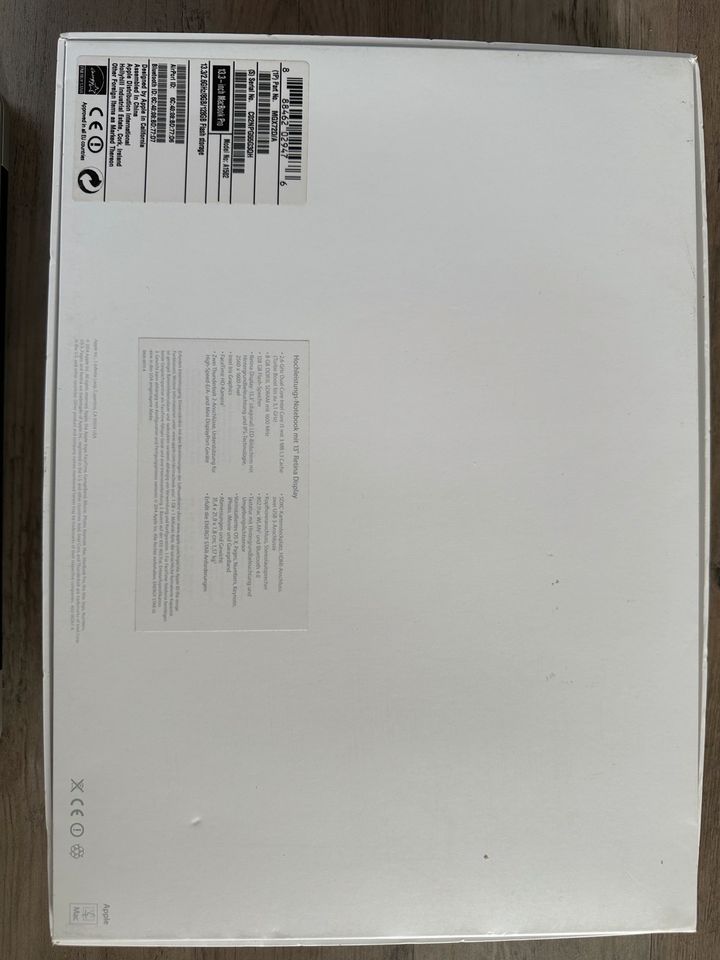 Apple Macbook Pro Retina, 13 Zoll - Modell A1502 in Leipzig