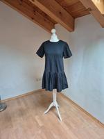 ASOS Jeanskleid Kleid Minikleid schwarz Gr. 36 w.NEU Sommerkleid Bayern - Rettenberg Vorschau