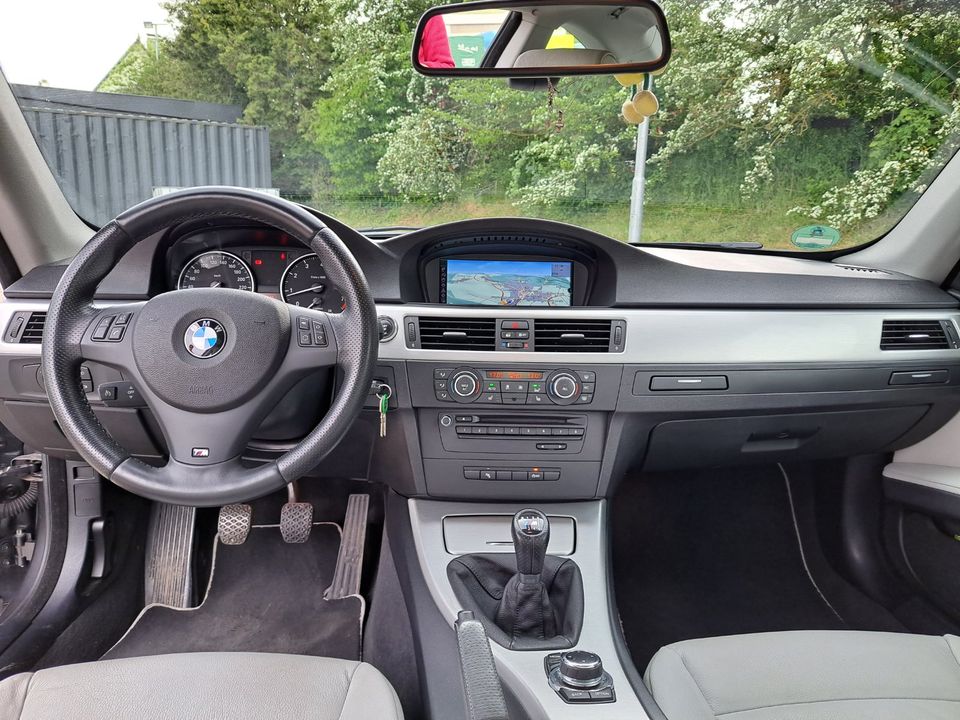 Auto BMW320 Coupe in Bad Wildungen