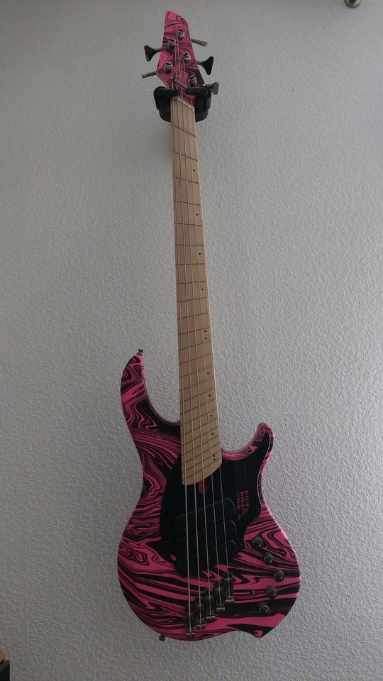 Dingwall NG3 Combustion 5-String in Ostfildern