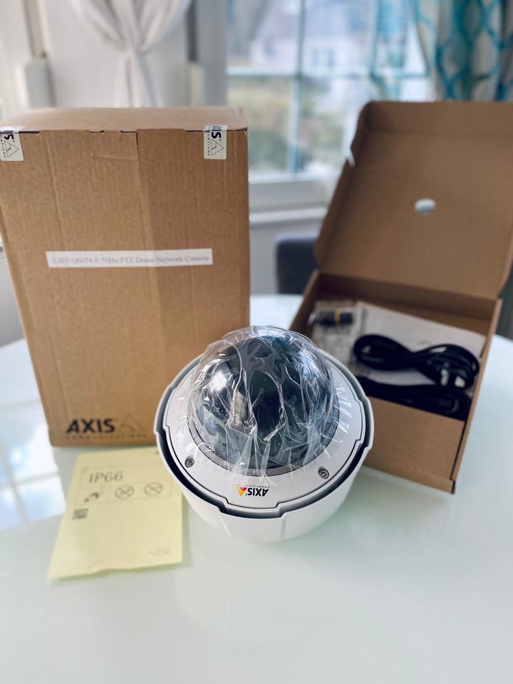 Überwachungskamera AXIS Q6074 PTZ Network Camera NEU unbenutzt in Berlin