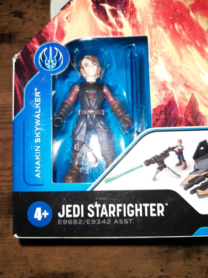 Disney Star Wars Mission Fleet Jedi Starfighte E9682/E9342 ASST in Künzelsau