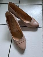 Pumps Damen nude beige Gr.40 Lasocki Bayern - Röttenbach (bei Erlangen) Vorschau