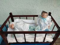 Handgefertigte Puppen Babies mit Kleidern, Bettwäsche und Bettche Baden-Württemberg - Linkenheim-Hochstetten Vorschau