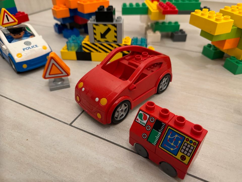 Lego Duplo Konvolut - diverse Steine und Fahrzeuge in Berlin