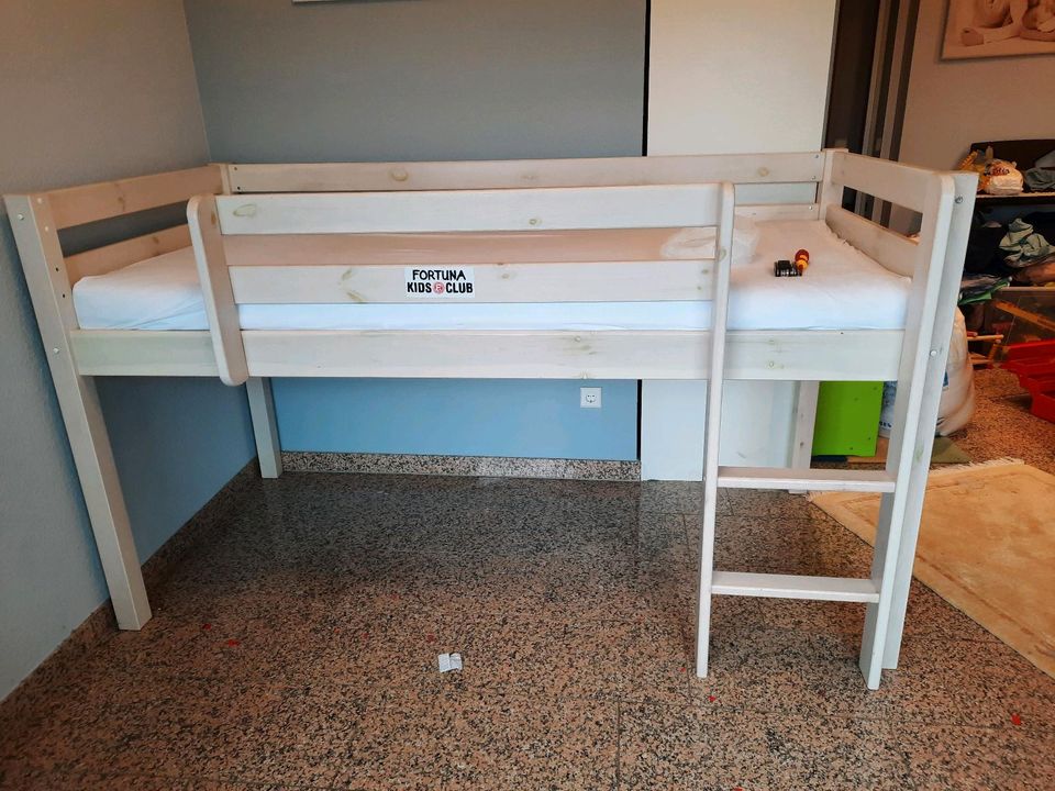 Hochbett Kinderbett Bett in Rheinbach