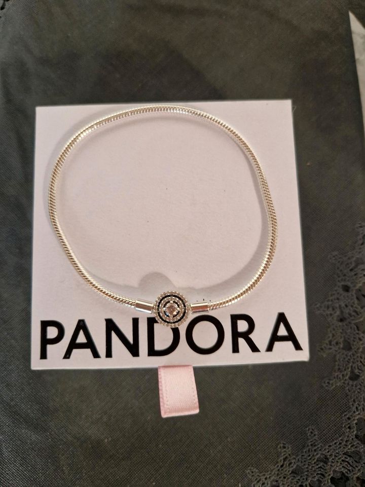 PANDORA Armband in Reinheim