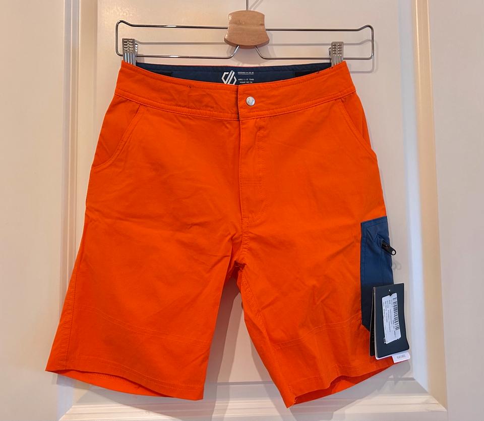 Neue Shorts JACK WOLFSKiN DARE2BE ViNGiNO NAME iT LEViS 152 in Recklinghausen