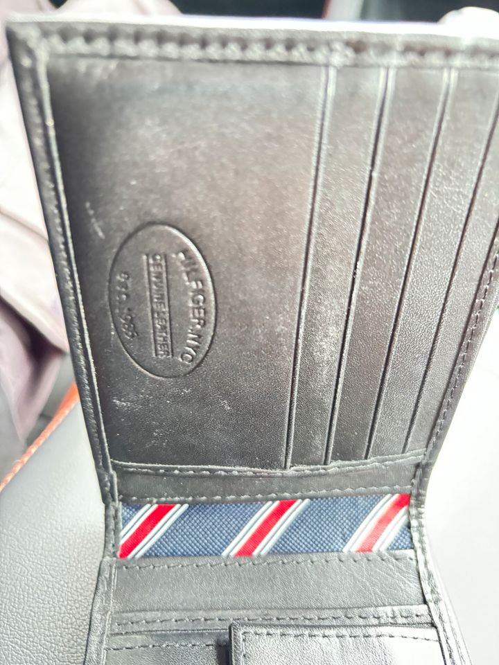 Tommy Hilfiger Portmonee in Leer (Ostfriesland)