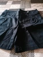 Mädchen H&M short gr. 158 schwarz Köln - Nippes Vorschau