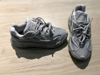 Adidas OZNOVA Schuh sneaker Laufschuh grau gr 39 1/3 neu Mitte - Tiergarten Vorschau