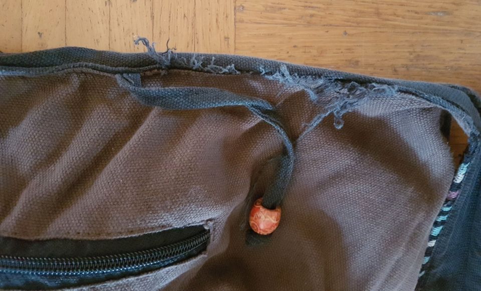 Indische Tasche, braun gerne genommen, mit Mängel 2,50 Euro in Elsenfeld