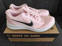 Nike Damen Sneaker Größe 40 mit OVP Niedersachsen - Celle Vorschau