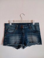 Jeans-Hose Hotpants Jeans-Shorts blau 36 S Blue Motion Baden-Württemberg - Hemmingen Vorschau