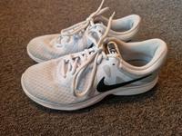 NIKE SNEAKER weiß Nordrhein-Westfalen - Niederzier Vorschau