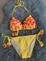 Pin up Bikini mit Blüten in gelb/pink Gr. S Stuttgart - Stuttgart-Nord Vorschau