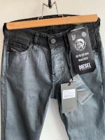 NEU Diesel Damen Jeans  W 26 L 32 Metallic Skinny schwarz NP 230€ Friedrichshain-Kreuzberg - Kreuzberg Vorschau