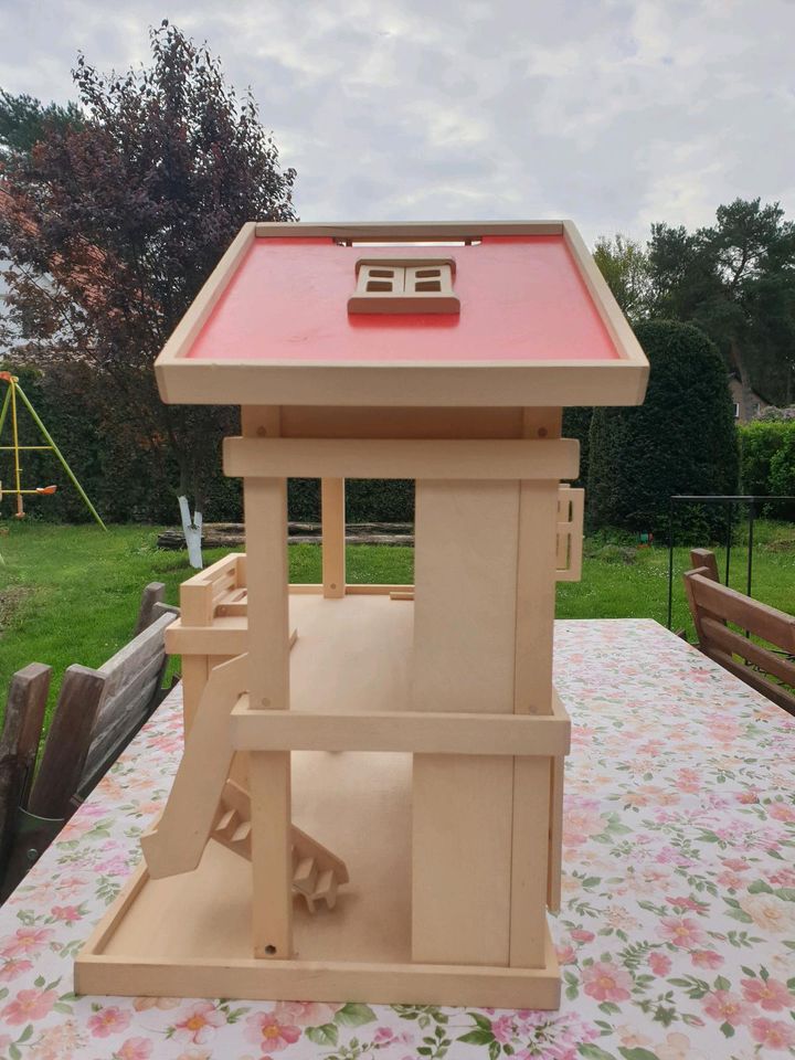 Goki Puppenhaus, Puppenstube mit Einrichtung, Holzspielzeug in Berlin