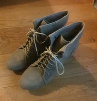 Schuhe Stiefeletten beige Jumex Absatz Gr 40 41 Brandenburg - Falkensee Vorschau