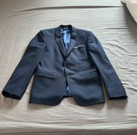 Dunkelblauer Anzug mit hellblauem Hemd Niedersachsen - Uplengen Vorschau