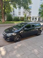 Opel Astra Sp. T. 1.6 CDTI eco Exklusiv 81 S/S 97... München - Hadern Vorschau