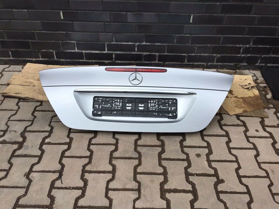 Mercedes Benz W211 Heckdeckel  FB:744 Silbermetalic.BJ:2004 in Havixbeck