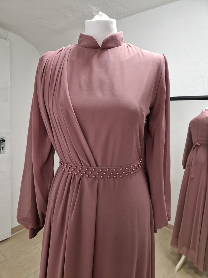NEU Elegantes Abendkleid Ballkleid in Größe 38 M in Rosé in Bochum