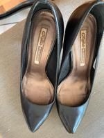 Pumps mit Holzabsatz Buffalo London Nordrhein-Westfalen - Verl Vorschau