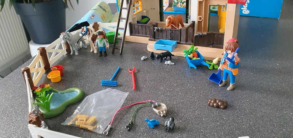 Playmobil Ponyhof Nr. 6927 in Neuenkirchen