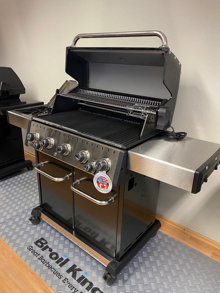 Broil King Gasgrill Baron 590 Seitenkochfeld Austellungsmodell in Dorfen