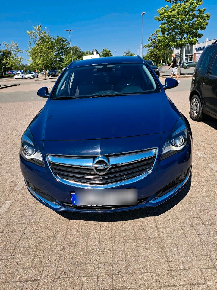 Opel insignia a 2.0 CDTI Sport mit neue TÜV in Winsen (Luhe)