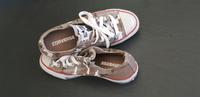 Converse All Star Chucks Größe 4   gepflegt Top Zustand Nordrhein-Westfalen - Langenfeld Vorschau