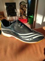 NEU Adidas F 30 Fußballschuhe Halle Größe 46 Baden-Württemberg - Leonberg Vorschau